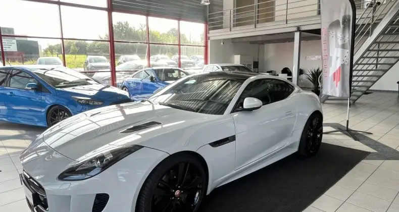 Photo 1 : Jaguar F-type 2015 Essence