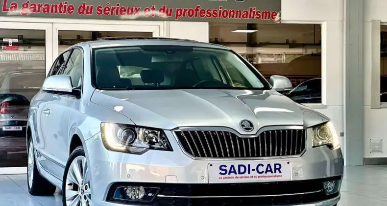 Photo 1 : Skoda Superb 2015 Diesel