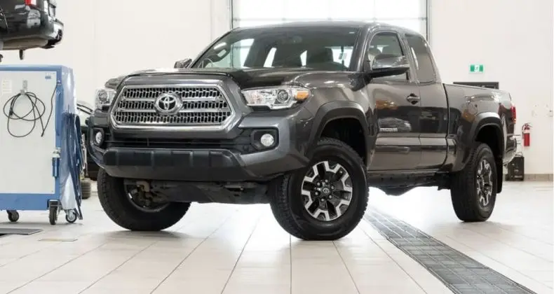 Photo 1 : Toyota Tacoma 2016 Petrol