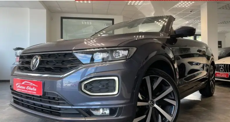 Photo 1 : Volkswagen T-roc 2021 Essence