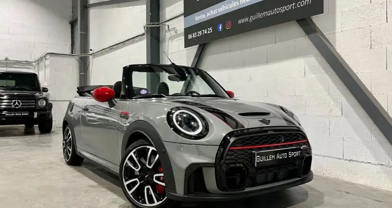 Photo 1 : Mini Cabrio 2021 Essence