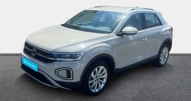 Photo 1 : Volkswagen T-roc 2022 Essence