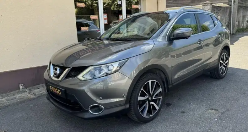 Photo 1 : Nissan Qashqai 2016 Petrol