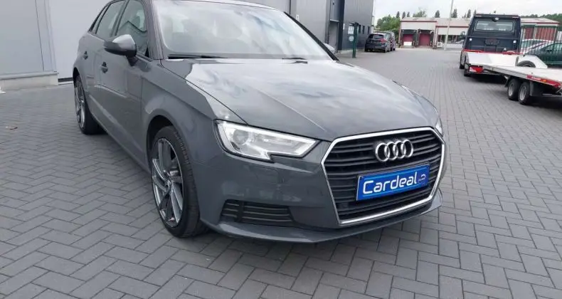 Photo 1 : Audi A3 2017 Essence