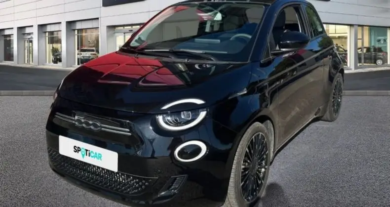 Photo 1 : Fiat 500 2022 Électrique