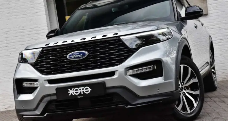 Photo 1 : Ford Explorer 2022 Hybrid