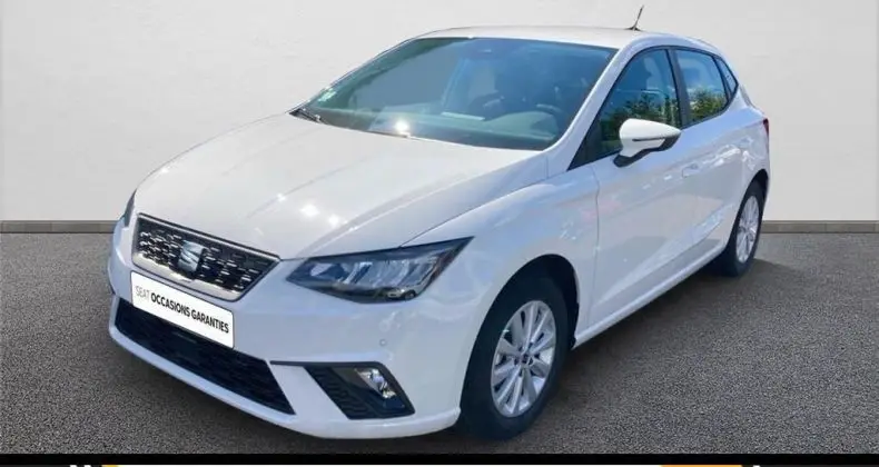 Photo 1 : Seat Ibiza 2023 Petrol