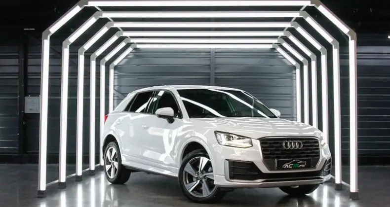 Photo 1 : Audi Q2 2017 Diesel