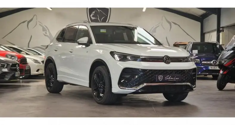 Photo 1 : Volkswagen Tiguan 2024 Essence