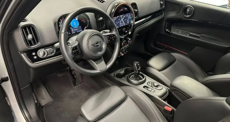 Photo 1 : Mini Countryman 2021 Essence