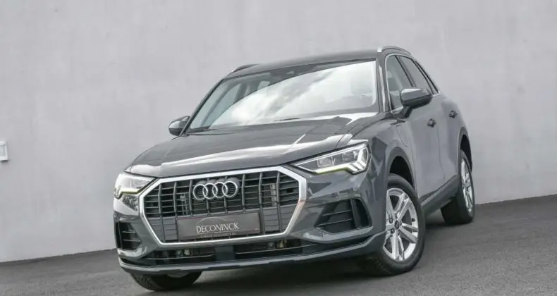 Photo 1 : Audi Q3 2022 Petrol