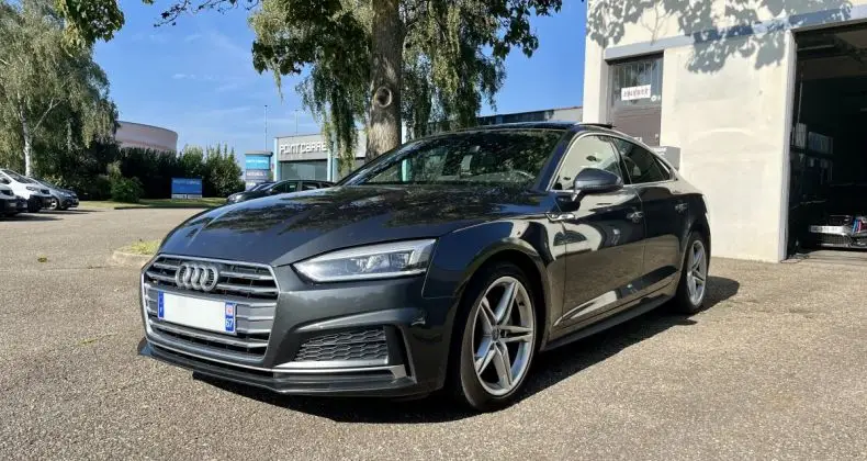 Photo 1 : Audi A5 2018 Diesel