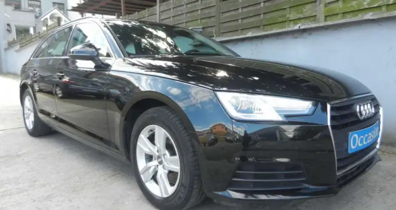 Photo 1 : Audi A4 2017 Petrol