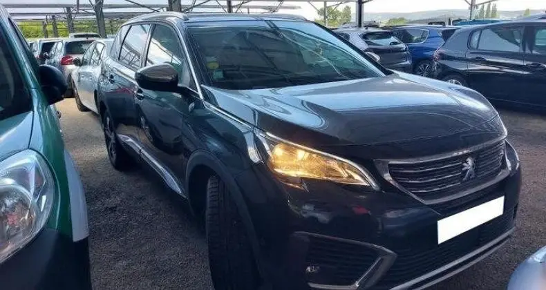 Photo 1 : Peugeot 5008 2019 Diesel