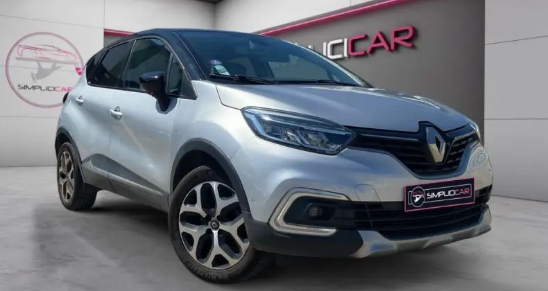 Photo 1 : Renault Captur 2017 Essence