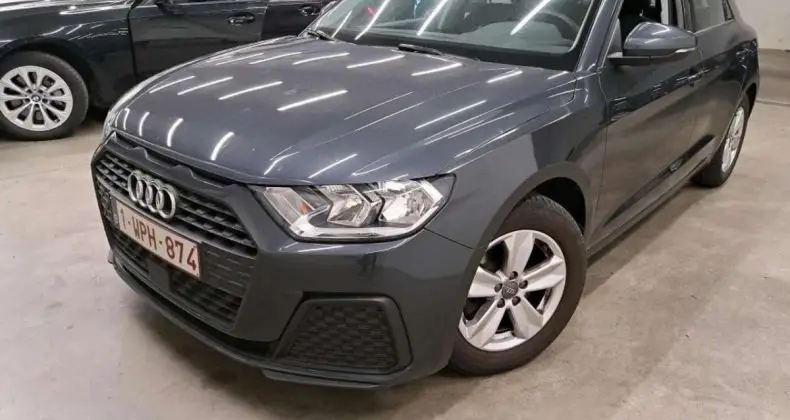 Photo 1 : Audi A1 2019 Essence