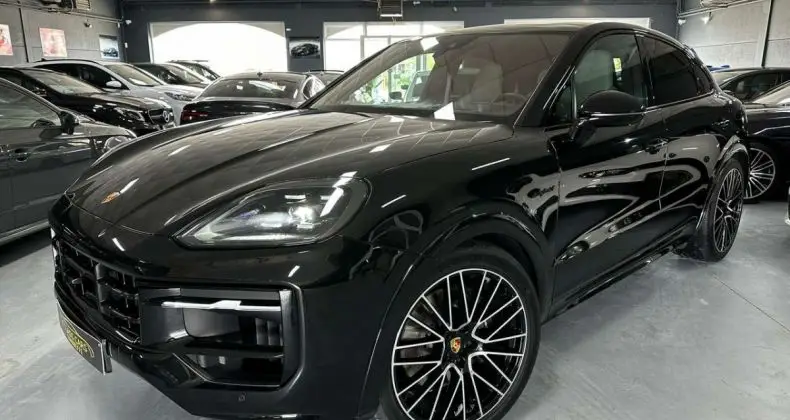 Photo 1 : Porsche Cayenne 2024 Hybrid