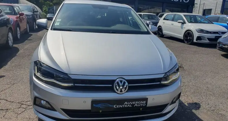 Photo 1 : Volkswagen Polo 2020 Petrol