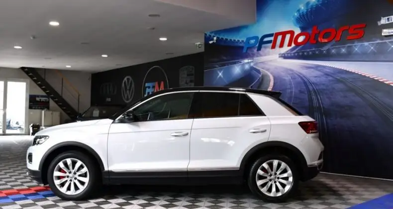 Photo 1 : Volkswagen T-roc 2019 Essence