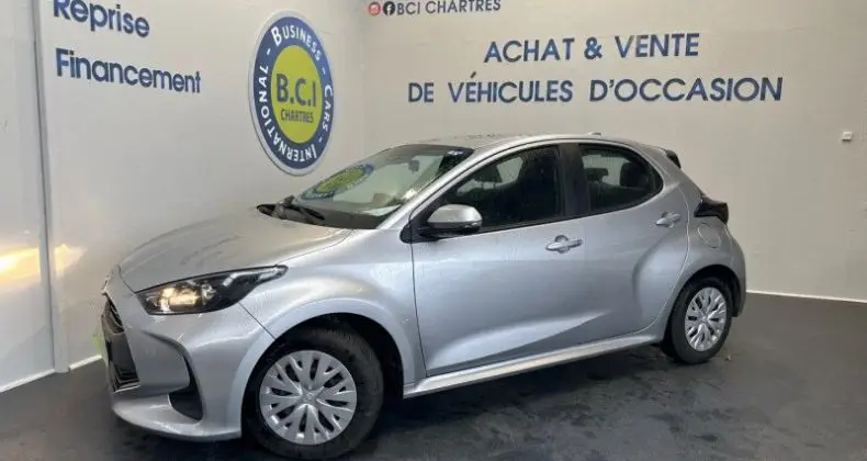 Photo 1 : Toyota Yaris 2022 Hybrid