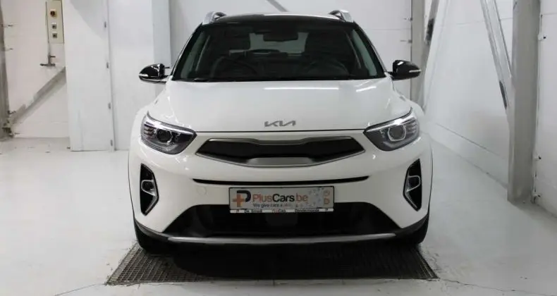 Photo 1 : Kia Stonic 2022 Essence