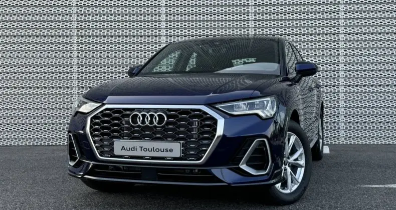 Photo 1 : Audi Q3 2024 Hybrid