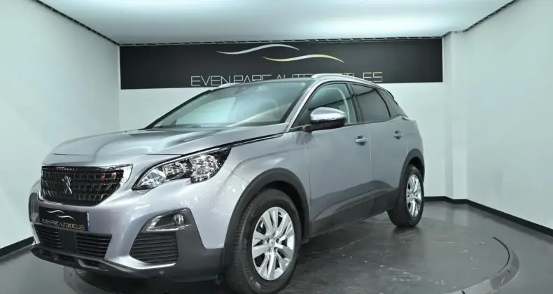 Photo 1 : Peugeot 3008 2020 Diesel