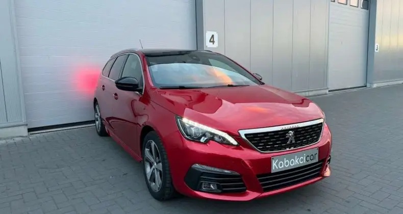 Photo 1 : Peugeot 308 2018 Essence