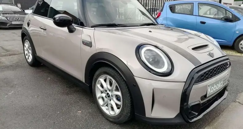 Photo 1 : Mini Cooper 2022 Petrol