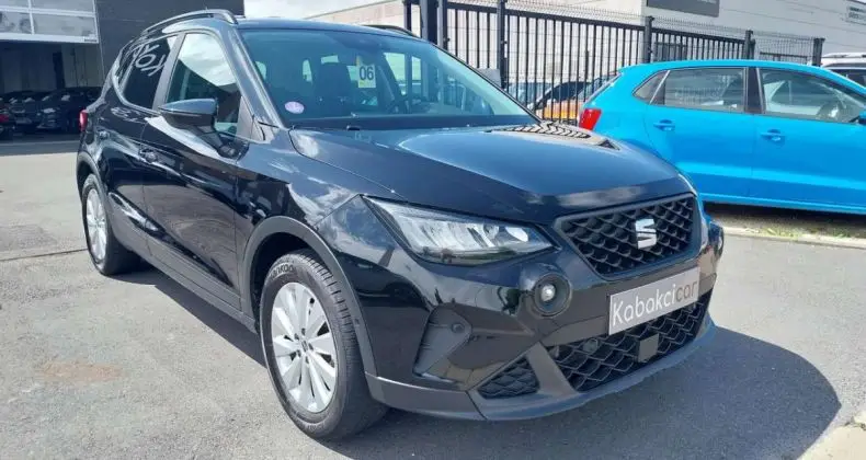 Photo 1 : Seat Arona 2021 Petrol