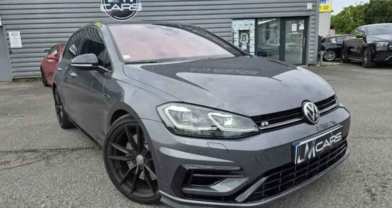 Photo 1 : Volkswagen Golf 2019 Petrol