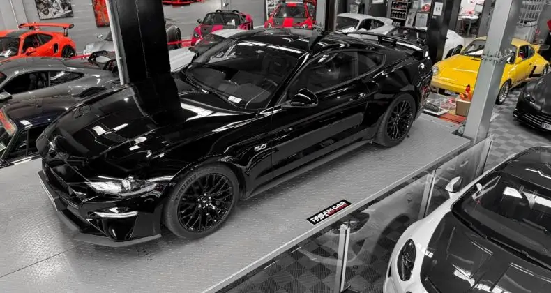 Photo 1 : Ford Mustang 2020 Essence