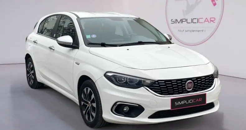 Photo 1 : Fiat Tipo 2019 Essence