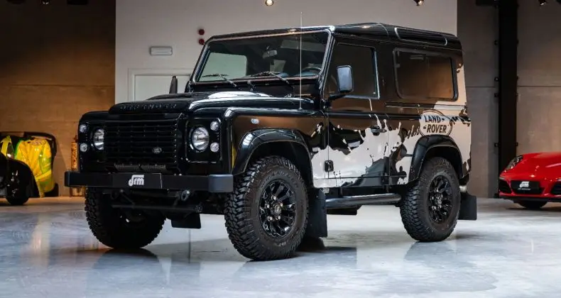 Photo 1 : Land Rover Defender 2014 Petrol