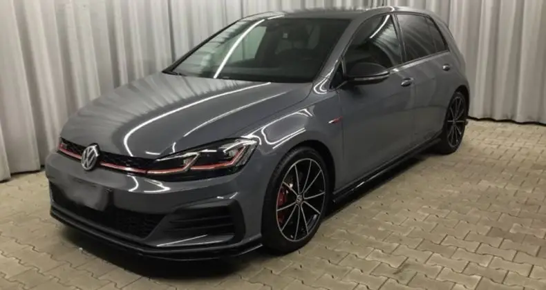 Photo 1 : Volkswagen Golf 2019 Essence