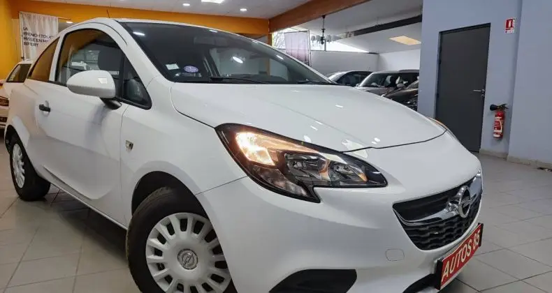 Photo 1 : Opel Corsa 2015 Petrol