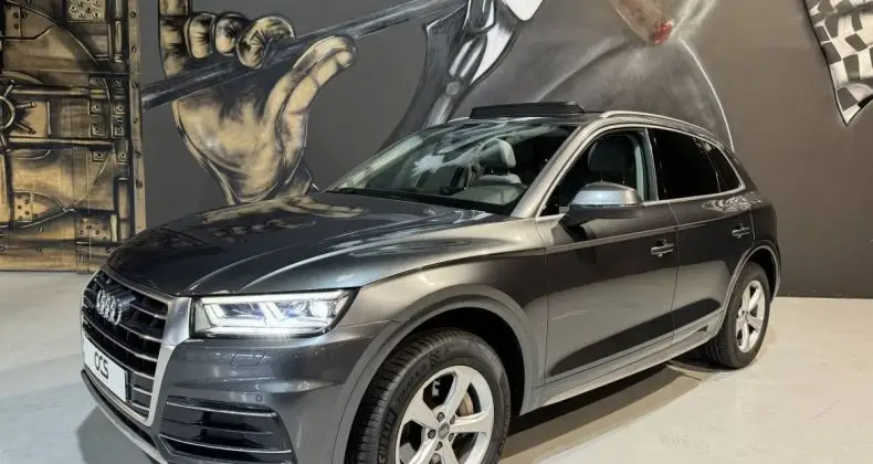 Photo 1 : Audi Q5 2017 Essence