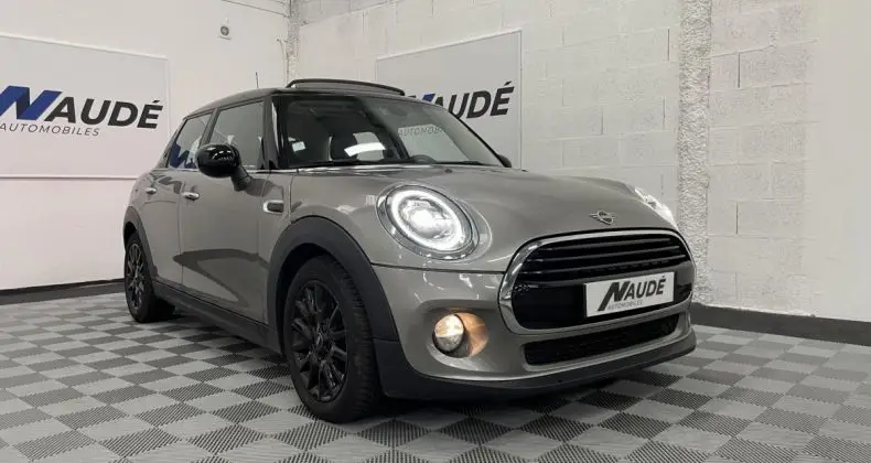 Photo 1 : Mini Cooper 2019 Petrol