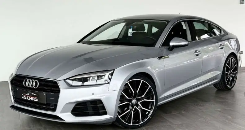 Photo 1 : Audi A5 2019 Petrol