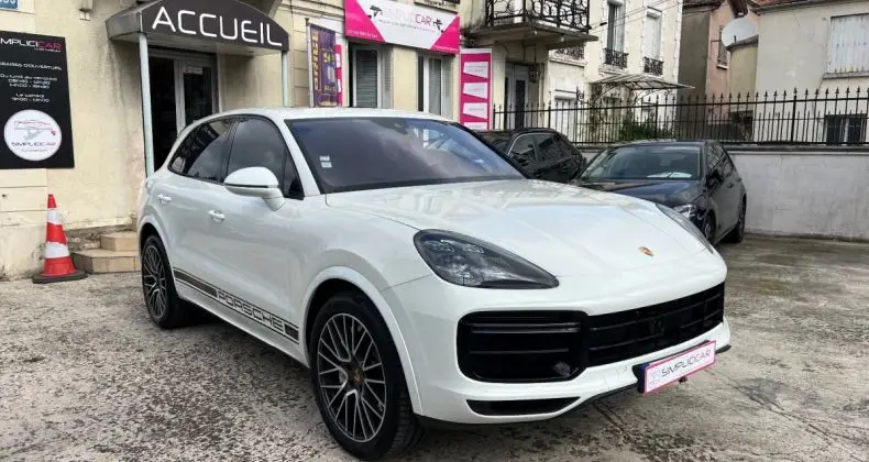 Photo 1 : Porsche Cayenne 2018 Essence