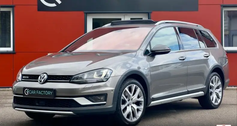 Photo 1 : Volkswagen Golf 2016 Diesel