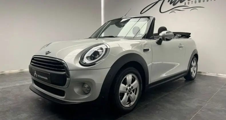 Photo 1 : Mini Cabrio 2019 Petrol