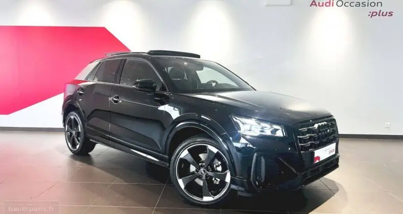 Photo 1 : Audi Q2 2023 Petrol