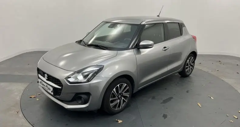 Photo 1 : Suzuki Swift 2022 Petrol