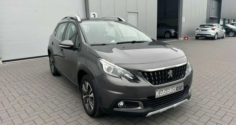 Photo 1 : Peugeot 2008 2019 Essence