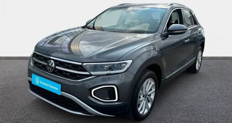 Photo 1 : Volkswagen T-roc 2024 Essence