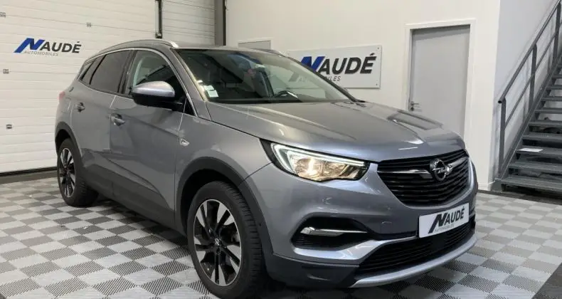 Photo 1 : Opel Grandland 2018 Petrol