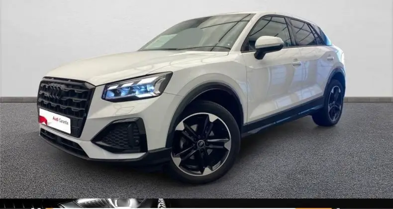 Photo 1 : Audi Q2 2023 Essence