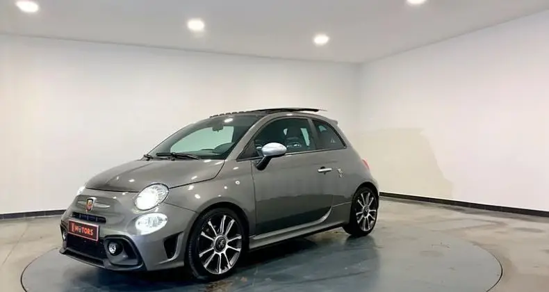 Photo 1 : Abarth 500 2021 Essence