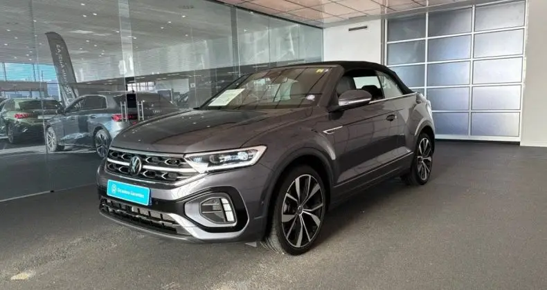 Photo 1 : Volkswagen T-roc 2022 Essence